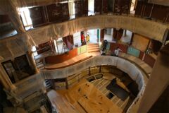 case_study_iDROSET_theatre_dole3