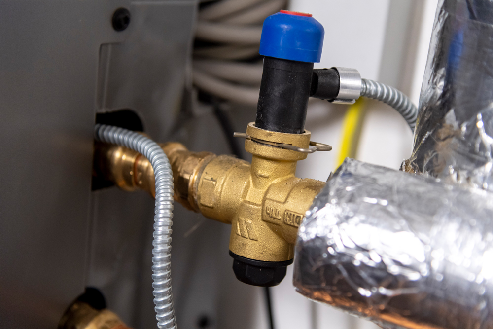 Safety valve STS20.S is installed in the pellet heating system of the golf club.