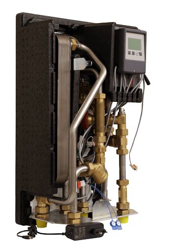 Watts HIU Heat Comfort Compact E heat interface unit, compact vertical design with plate heat exchanger, circulator pump, brass valves and LCD controller, left-side front perspective.