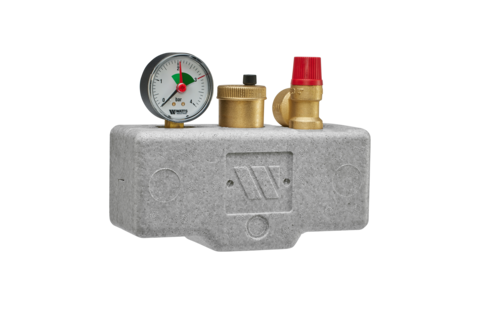 Котел Watts KSG30 з сірою ізоляцією для систем опалення потужністю 50 кВт, з манометром, автоматичним відведенням повітря та червоним 3-позиційним запобіжним клапаном, вид спереду під кутом.